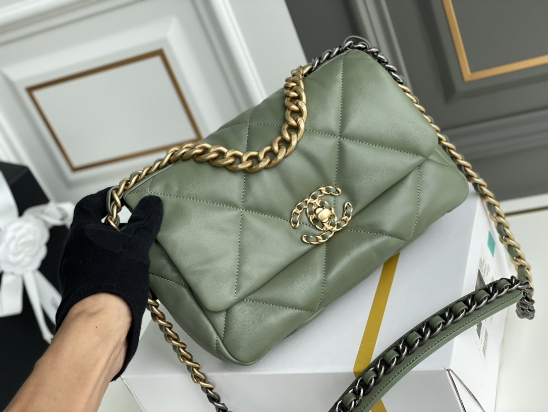 Chanel 19 Bags